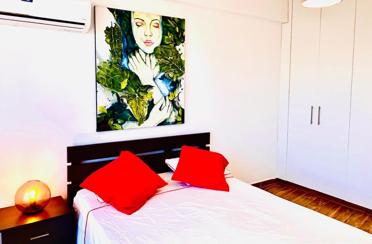Bali Suites 101 Larnaca Bagian luar foto